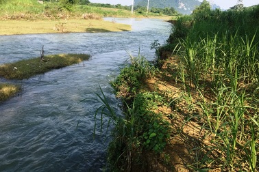 Tìm thấy thi thể bé trai 20 tháng tuổi mất tích trên sông