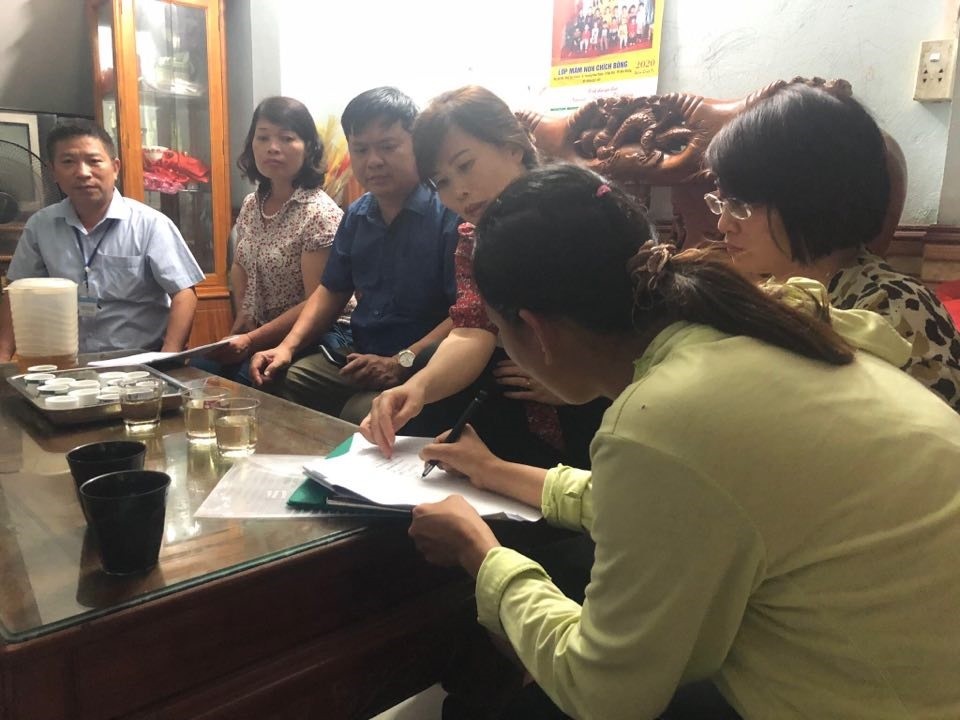 Vụ bé trai bị bố bỏ rơi tại toà ở Bắc Giang: Trải lòng của người trong cuộc - 1 Vụ bé trai bị bố bỏ rơi tại toà ở Bắc Giang: Trải lòng của người trong cuộc - 1