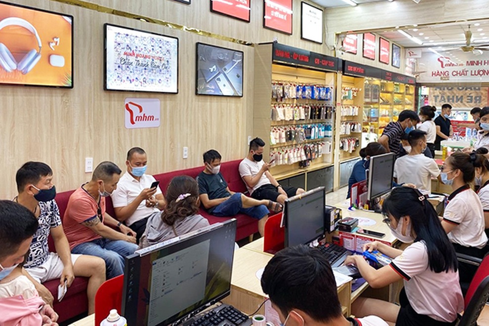 Vì sao dân công nghệ Hải Phòng rỉ tai nhau mua iPhone 13 hãy đến Minh Hoàng Mobile ? - 5 Vì sao dân công nghệ Hải Phòng rỉ tai nhau mua iPhone 13 hãy đến Minh Hoàng Mobile ? - 5