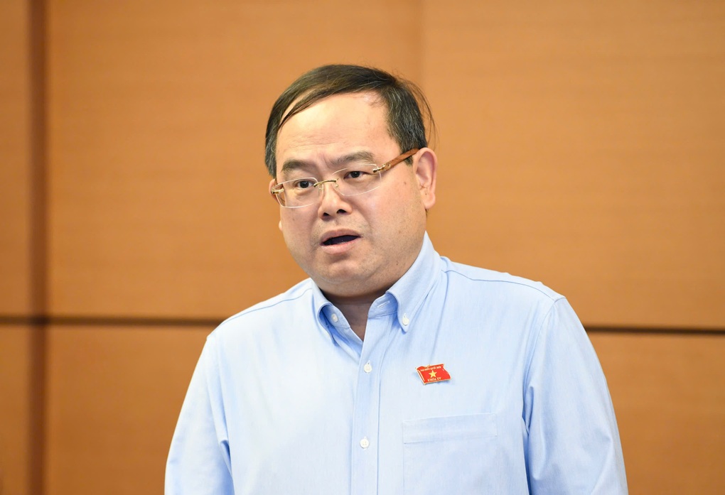 “การทดสอบมากเกินไปมีค่าใช้จ่ายสูงและเหนื่อยเกินไป เราควรลดจำนวนการสอบลง” - 2 “Thi nhiều quá tốn kém và vất vả, giảm bớt thi cử đi” - 2