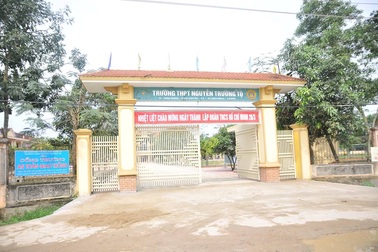 Bị kỷ luật vẫn được đề bạt làm hiệu trưởng