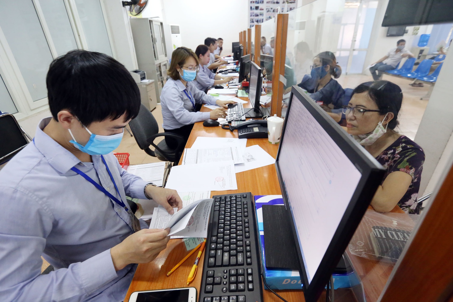 Cán bộ nghỉ việc sang làm tư nhân, sốc vì phải quyết nhanh, làm ngay - 6 Cán bộ nghỉ việc sang làm tư nhân, sốc vì phải quyết nhanh, làm ngay - 6