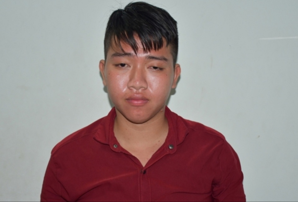 Bắt công nhân đốt thử sản phẩm gây cháy công ty - 1 Bắt công nhân đốt thử sản phẩm gây cháy công ty - 1