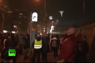 Đức mở "đại tiệc" ngoài trời mừng 25 năm Bức tường Berlin sụp đổ