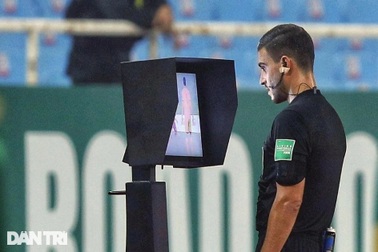 Chuyên gia Saudi Arabia "kêu oan" vì đội nhà bị tước bàn thắng