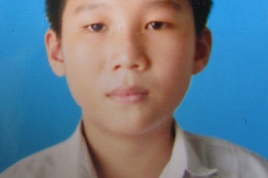 Một thanh niên vô cớ bị đâm chết trước tiệm internet