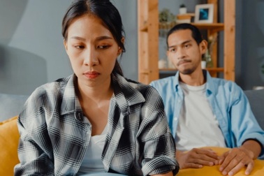 Biết bố mẹ cho riêng vợ mảnh đất, chồng tôi kiên quyết đòi ly hôn