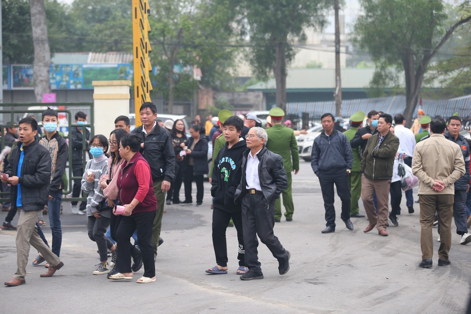 Bố mẹ Quang Hải tiếp lửa đội tuyển Việt Nam - 2 Bố mẹ Quang Hải tiếp lửa đội tuyển Việt Nam - 2
