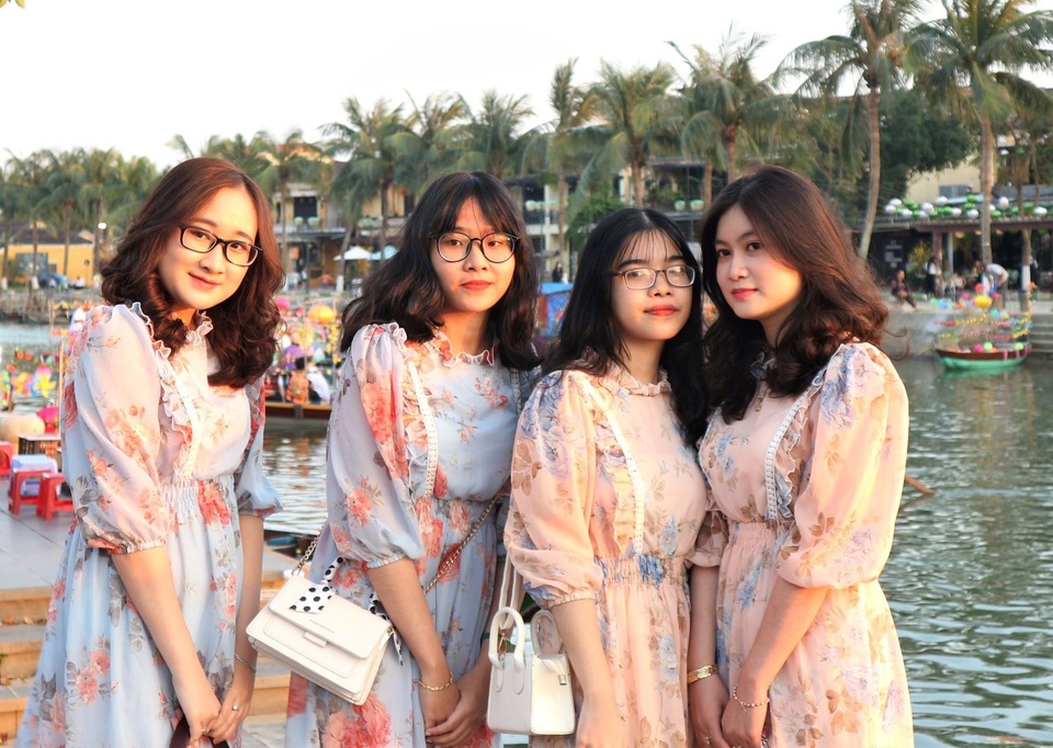 Du khách xúng xính check-in Hội An trong ngày đầu mở cửa trở lại - 5 Du khách xúng xính check-in Hội An trong ngày đầu mở cửa trở lại - 5