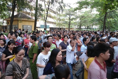 Trăn trở phía sau cuộc đua mua đơn vào Trường Thực Nghiệm