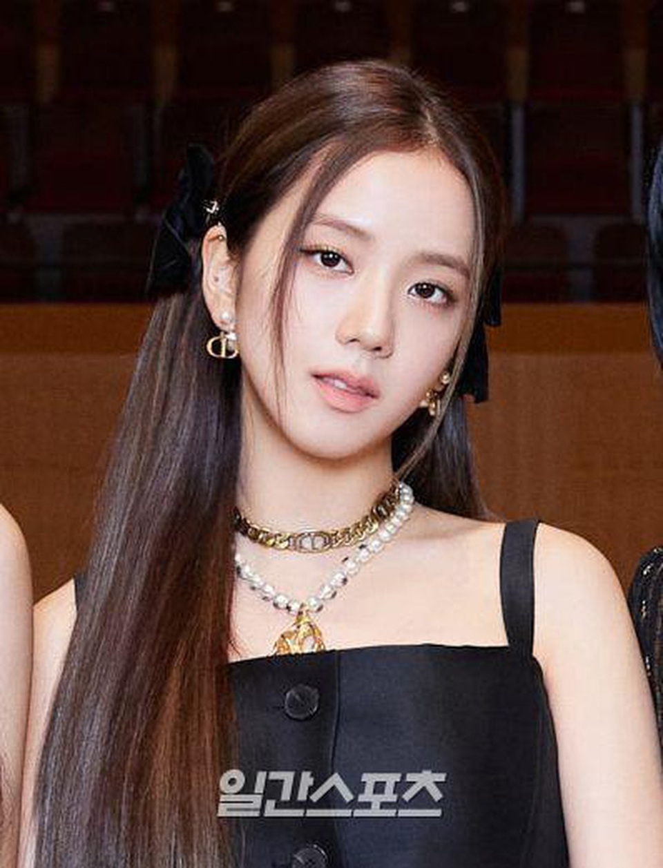 Blackpink trở lại và lập loạt kỷ lục với MV mới ra mắt - 6 Blackpink trở lại và lập loạt kỷ lục với MV mới ra mắt - 6