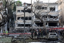 Tên lửa Iran trút xuống Israel, đại sứ quán Mỹ bị hư hại