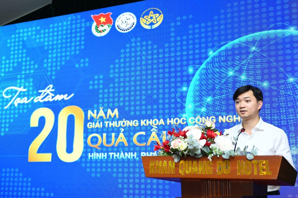 Cần chú trọng tạo ra mạng lưới kết nối các nhà khoa học trẻ - 1 Cần chú trọng tạo ra mạng lưới kết nối các nhà khoa học trẻ - 1