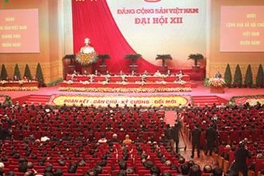 Tại sao phải đặt ra nhiệm vụ xây dựng Đảng về đạo đức?