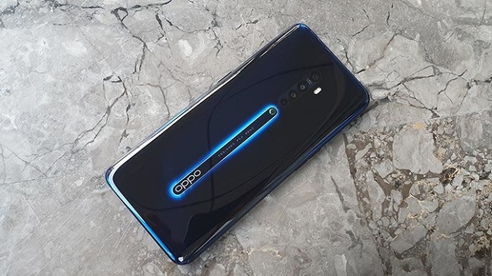 Những smartphone cao cấp và cận cao cấp giảm giá tiền triệu - 8 Những smartphone cao cấp và cận cao cấp giảm giá tiền triệu - 8