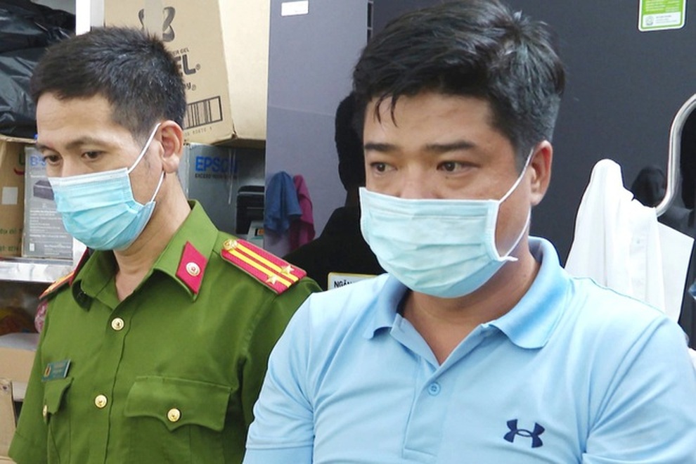 Bắt Chủ tịch, Giám đốc Tập đoàn Khải Tín: Có người tố bị lừa đảo 56 tỷ đồng - 5 Bắt Chủ tịch, Giám đốc Tập đoàn Khải Tín: Có người tố bị lừa đảo 56 tỷ đồng - 5