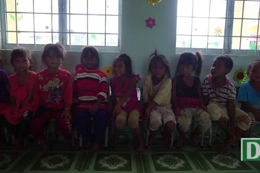 "Cõng" yêu thương đến Kon Plông mùa Trung Thu