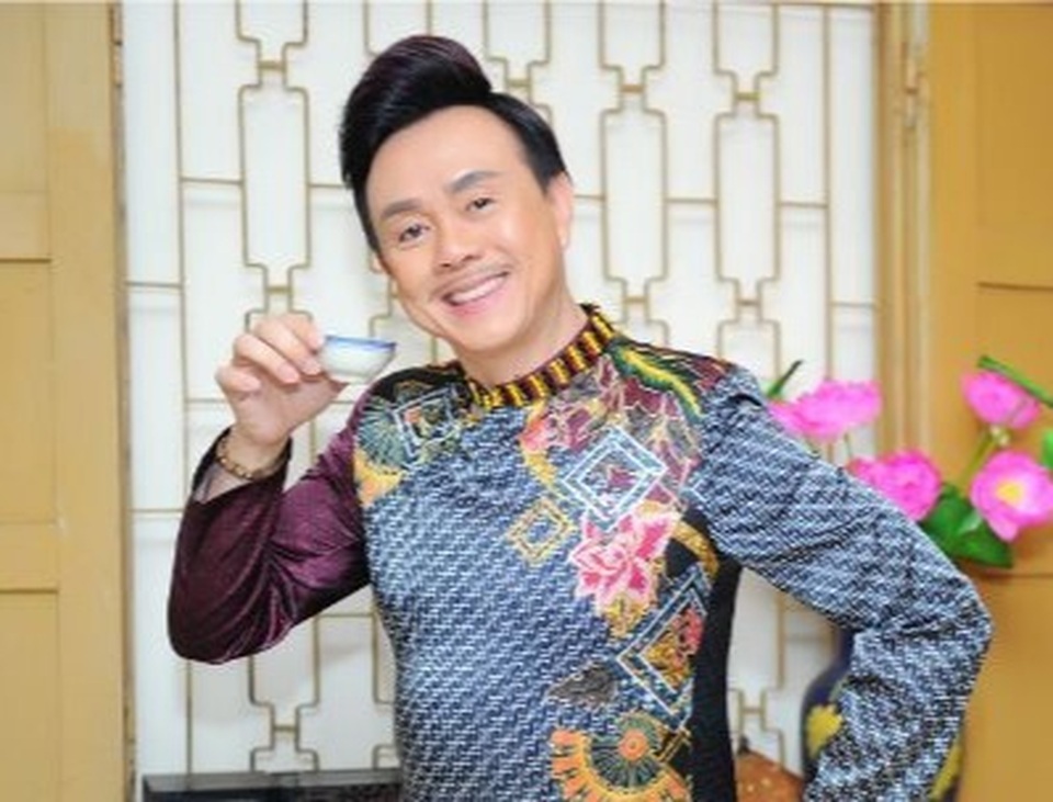 Nghệ sĩ Việt chúc Tết độc giả Dân Trí - 9 Nghệ sĩ Việt chúc Tết độc giả Dân Trí - 9