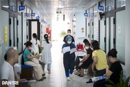 Cảnh chưa từng thấy ở cơ sở y tế phường của Hà Nội