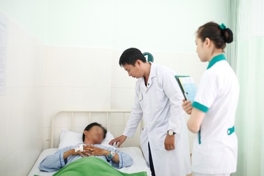 Bị gãy “của quý”, nhất quyết không khai nguyên nhân