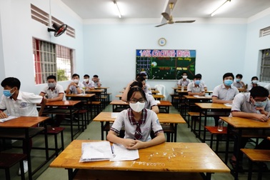 Điểm chuẩn vào ĐH Khoa học xã hội & nhân văn TPHCM, ĐH Kiến trúc TPHCM