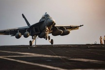 Mỹ điều chiến đấu cơ bảo vệ lực lượng khỏi các cuộc không kích của Syria