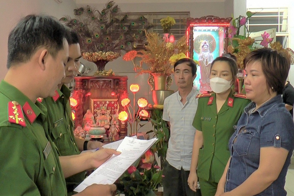 Bắt tạm giam kẻ chiếm đoạt hàng tỷ đồng tiền cọc mua đất - 1 Bắt tạm giam kẻ chiếm đoạt hàng tỷ đồng tiền cọc mua đất - 1