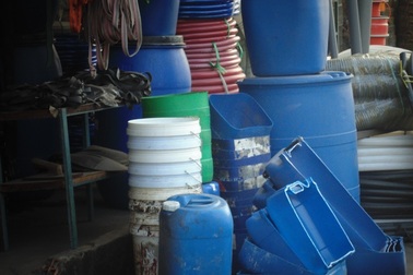 Hồn nhiên mua bán rác thải công nghiệp nguy hại