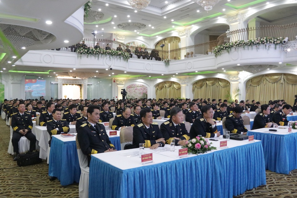 Quân chủng Hải quân: Tuyên dương quân nhân chuyên nghiệp - 3 Quân chủng Hải quân: Tuyên dương quân nhân chuyên nghiệp - 3