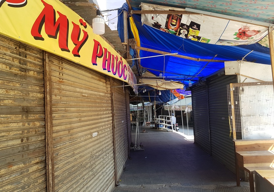 Hàng chục tiểu thương chợ Đầm Nha Trang đóng cửa, nghỉ bán vì Covid-19 - 5 Hàng chục tiểu thương chợ Đầm Nha Trang đóng cửa, nghỉ bán vì Covid-19 - 5