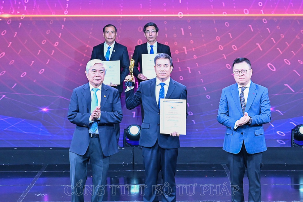Thi hành án cao nhất từ trước tới nay và 9 sự kiện nổi bật ngành Tư pháp - 4 Thi hành án cao nhất từ trước tới nay và 9 sự kiện nổi bật ngành Tư pháp - 4