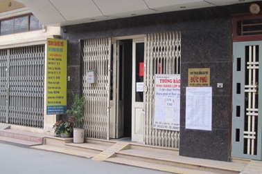 Lò luyện thi hết “nóng”