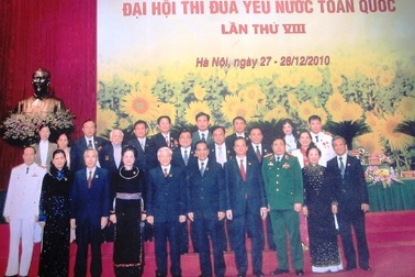 Ông giáo già 16 năm dạy học miễn phí cho trẻ khuyết tật   