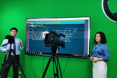 ĐH Công nghệ GTVT hỗ trợ  bài giảng giúp học sinh ôn thi THPT quốc gia