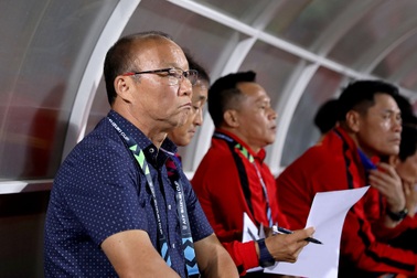 Những lựa chọn khó khăn của HLV Park Hang Seo trước trận gặp Philippines