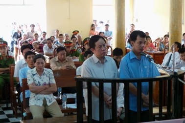 Bị cáo thuộc diện "khó khăn" về nhà ở sở hữu hàng chục đất nền