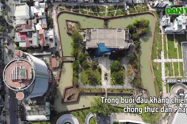 Chiêm ngưỡng cổ thành với tường cao, hào sâu giáp biển Đà Nẵng