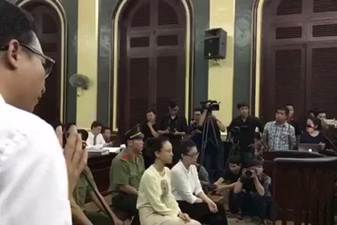 Bà Nguyễn Mai Phương bị truy về số tiền 16,5 tỷ đồng.