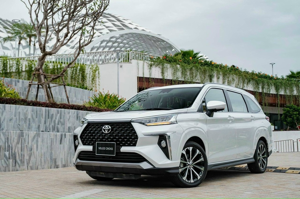 Xe “hot” vẫn đua giảm giá, khách Việt tiết kiệm được hàng chục triệu đồng - 4 Xe “hot” vẫn đua giảm giá, khách Việt tiết kiệm được hàng chục triệu đồng - 4