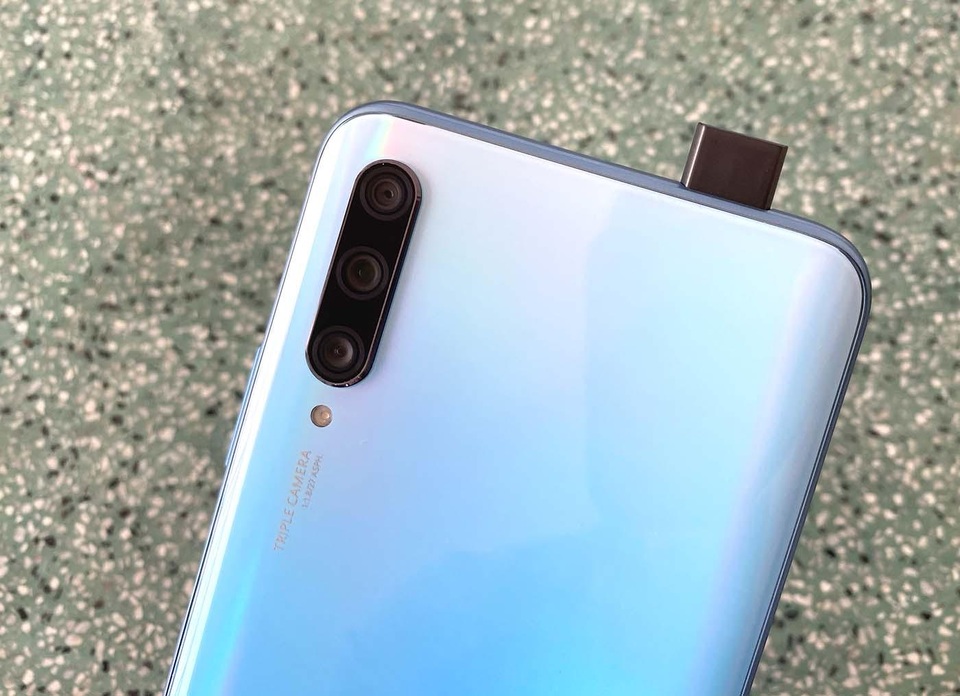 Đập hộp Huawei Y9s chính hãng camera trượt, pin khoẻ - 3 Đập hộp Huawei Y9s chính hãng camera trượt, pin khoẻ - 3