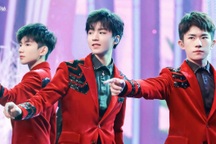 Fan Trung Quốc chấp nhận bán nhà, bán xe để mua vé xem thần tượng