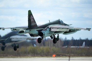 Không quân Nga - Syria tăng cường dội bom xuống Hama