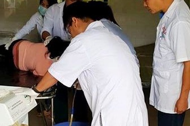 Buồn chuyện gia đình, thiếu nữ ăn lá ngón tự tử