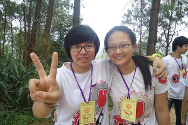 Cô thủ khoa khối D ĐH Huế nói về …K-pop