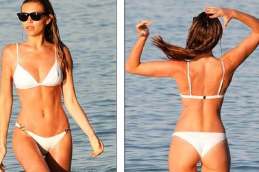 Vóc dáng hoàn hảo của siêu mẫu 3 con Abbey Clancy