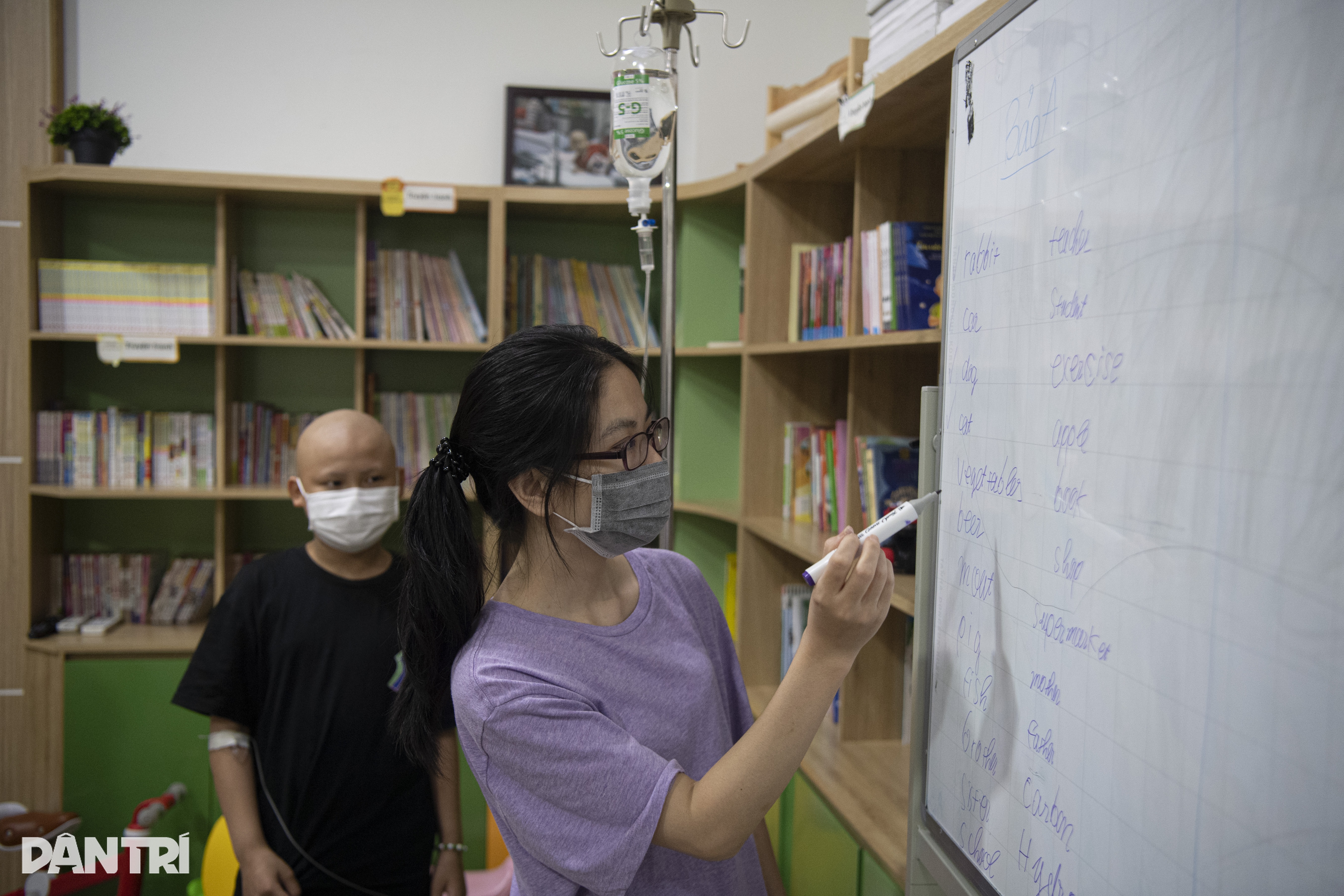 Lớp học đặc biệt của bệnh nhi ung thư máu - 11 Lớp học đặc biệt của bệnh nhi ung thư máu - 11