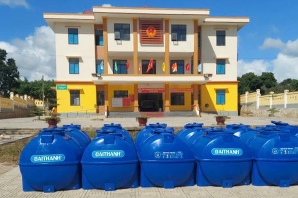 Kỷ luật phó chủ tịch huyện do vi phạm liên quan đến gói thầu mua bồn nước - 2 Kỷ luật phó chủ tịch huyện do vi phạm liên quan đến gói thầu mua bồn nước - 2