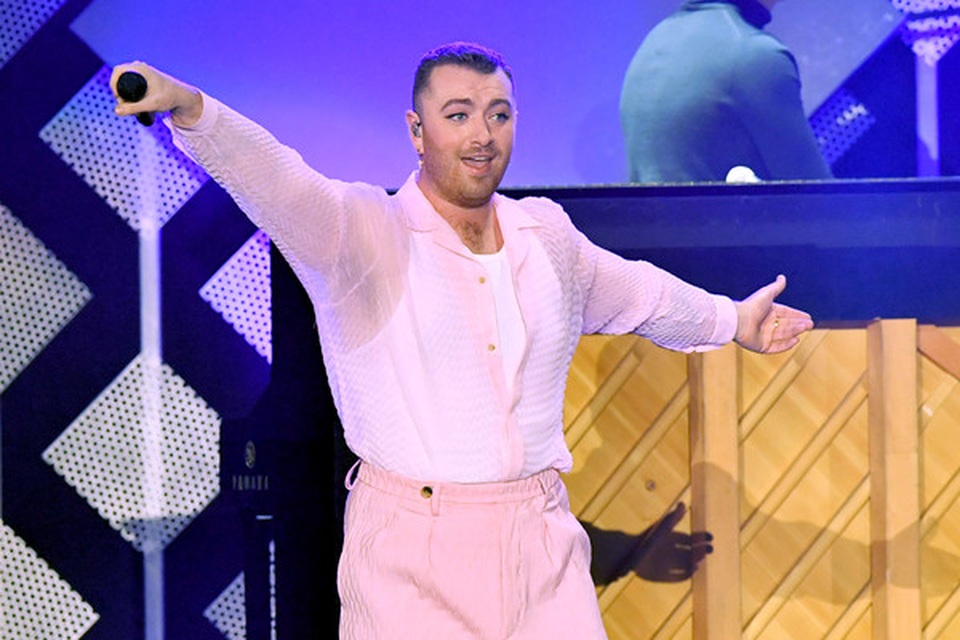 Sam Smith tự cô lập trong biệt thự 12 triệu bảng Anh - 1 Sam Smith tự cô lập trong biệt thự 12 triệu bảng Anh - 1