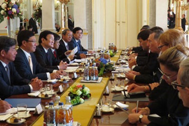 Chủ tịch nước hội kiến Thủ tướng, Chủ tịch Quốc hội Hungary