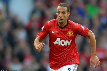 MU chính thức khởi động việc “trói chân” Rio Ferdinand